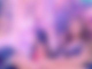 Live-Cam-Show mit Deliah - Tease auf Camsoda