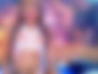 Live cam show with Deliah - Teen (18+) on liverealitysex.com