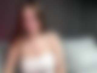 Live cam show with RachelBlinks - Granny Big Tits on Lustler