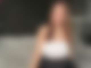 Live cam show with RachelBlinks - Granny Brown Hair on Camsoda