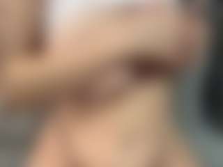 Live cam show with RachelBlinks - Granny Brown Hair on Camsoda