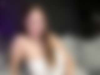 Live cam show with RachelBlinks - Granny Dildo on live18s.com