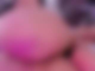 Live cam show with valeria-jade - Colombia MILF on Camversity