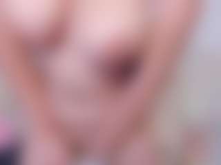 Live cam show with Alisson-Harperr - Handjob on Camsoda