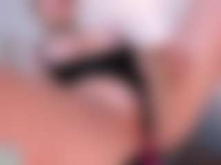 Show en direct avec AnaStalin1 - Fingering sur Camsoda
