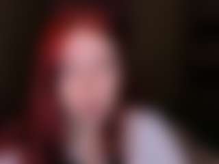 Live cam show with LaylaGlamm - Hot on Latina Girls