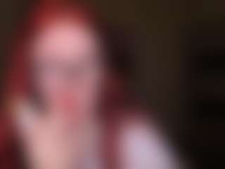 Live cam show with LaylaGlamm - Camel Toe on luckytryst.com