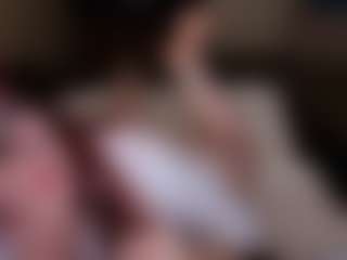 Live cam show with LaylaGlamm - Hot on Pornisteam.com