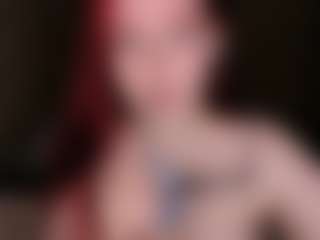 Live cam show with LaylaGlamm - Tights on SmokeAndPoke