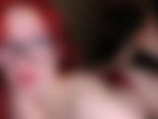 Live cam show with LaylaGlamm - Smoking on CamSextacy