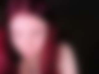 Live cam show with LaylaGlamm - Red Hair on studioflirtlive.com