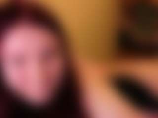 Live cam show with LaylaGlamm - Camel Toe on Camsoda