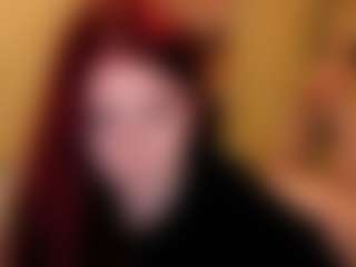 Live cam show with LaylaGlamm - Doggy on Soda Cam
