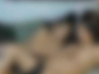 Live cam show with MilfStars - Cum on Gym Cam Girls