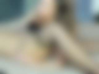 Live cam show with MilfStars - Tease on livesuperchat.net