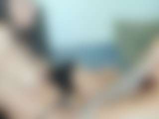 Live cam show with MilfStars - Skinny on Instabang