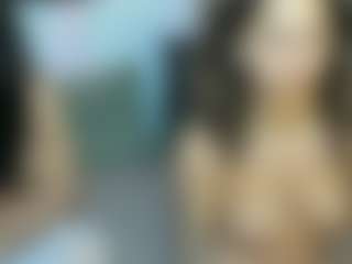 Live cam show with MilfStars - Tease on Camsoda