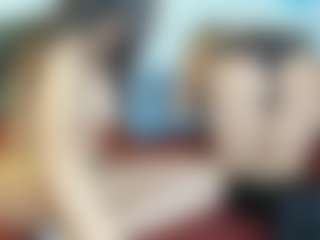 Live cam show with MilfStars - Skinny on Dolls Live
