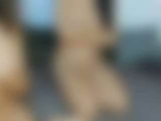 Live cam show with MilfStars - Skinny on Gym Cam Girls