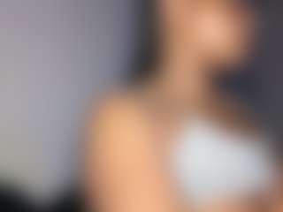 Realwetpussy32's Live Sex Cam Show