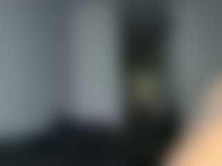 Realwetpussy32's Live Sex Cam Show