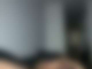 Realwetpussy32's Live Sex Cam Show