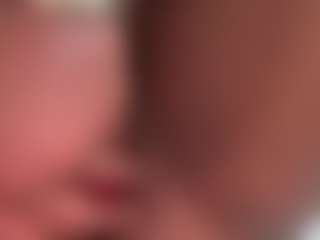 Realwetpussy32's Live Sex Cam Show
