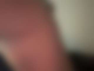 Realwetpussy32's Live Sex Cam Show