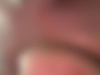 Realwetpussy32's Live Sex Cam Show