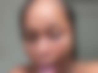 Realwetpussy32's Live Sex Cam Show
