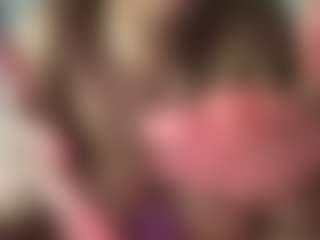 Realwetpussy32's Live Sex Cam Show