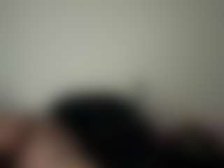 Realwetpussy32's Live Sex Cam Show