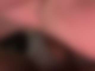 Realwetpussy32's Live Sex Cam Show