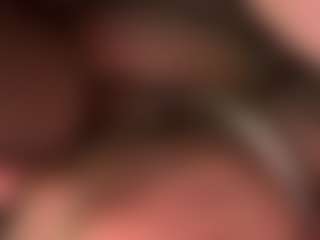Realwetpussy32's Live Sex Cam Show
