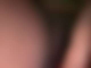 Realwetpussy32's Live Sex Cam Show