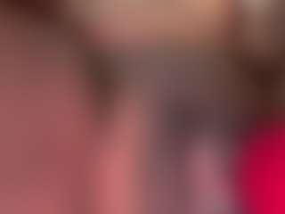 Realwetpussy32's Live Sex Cam Show