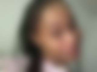 Realwetpussy32's Live Sex Cam Show