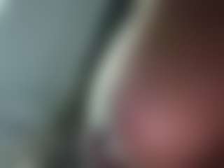 Realwetpussy32's Live Sex Cam Show