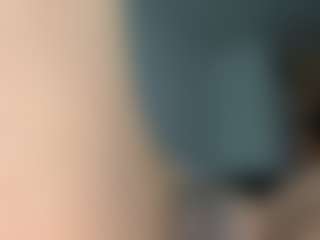 Realwetpussy32's Live Sex Cam Show