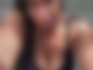Realwetpussy32's Live Sex Cam Show