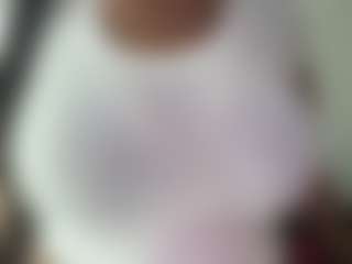Realwetpussy32's Live Sex Cam Show