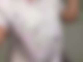 Realwetpussy32's Live Sex Cam Show