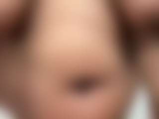 Realwetpussy32's Live Sex Cam Show