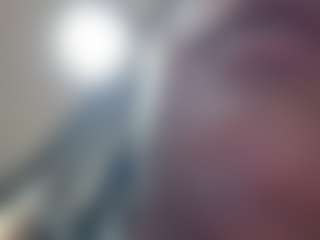 Realwetpussy32's Live Sex Cam Show