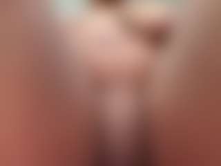 Realwetpussy32's Live Sex Cam Show