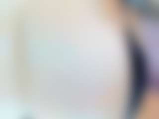 Live cam show with Salmaboob - Tittyfuck on CamwithHer