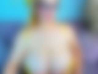 Live cam show with Salmaboob - Tittyfuck on wildcum.com