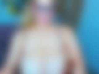 Live cam show with Salmaboob - Tittyfuck on CamSodaAdn