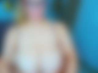 Live cam show with Salmaboob - Twerking on sexylive.show