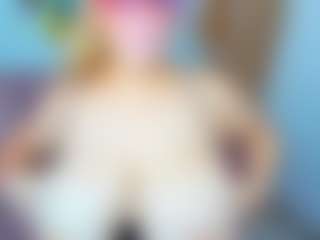 Live cam show with Salmaboob - Mistress on Big Tits